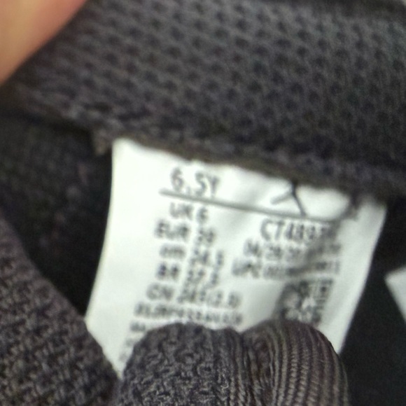 Nike Black and Blue Sneakers Youth size adults too. - Picture 3 of 3